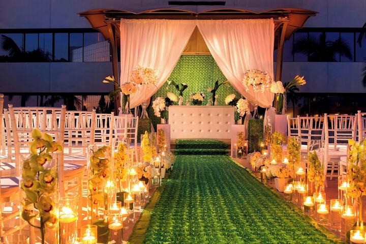 Banquet hall