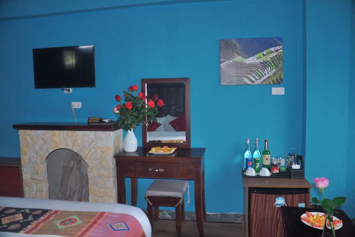 Room 17 of 72