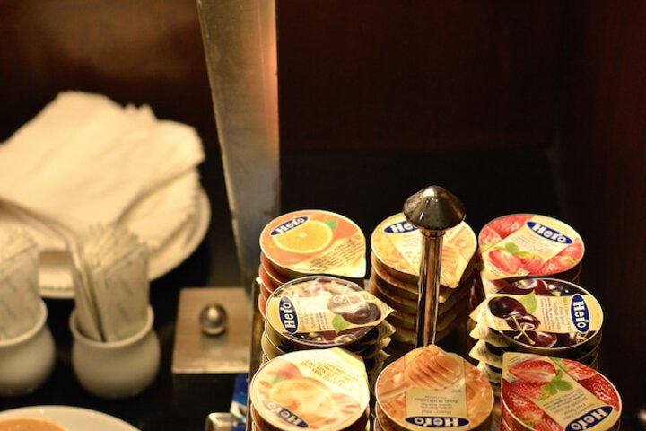Breakfast/Coffee Service 36 of 61