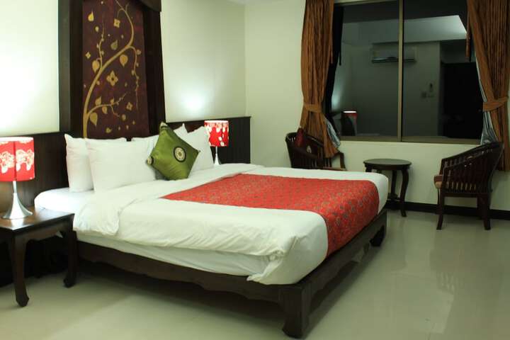 Room 16 of 39