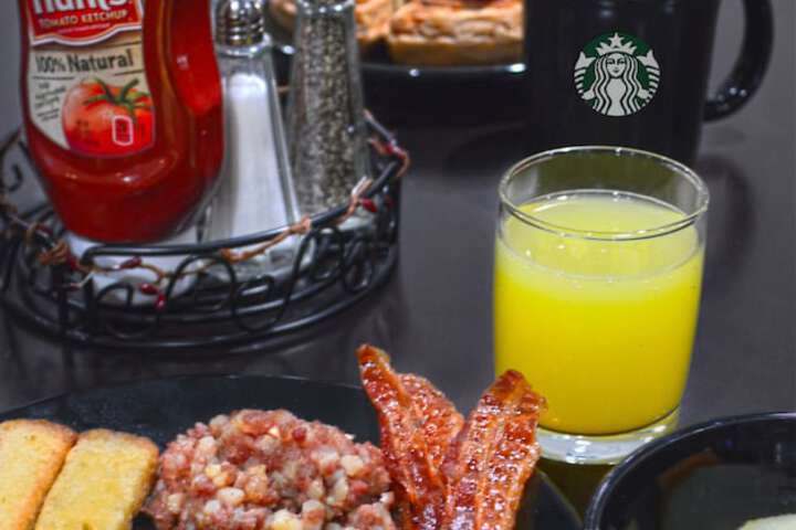 Breakfast area