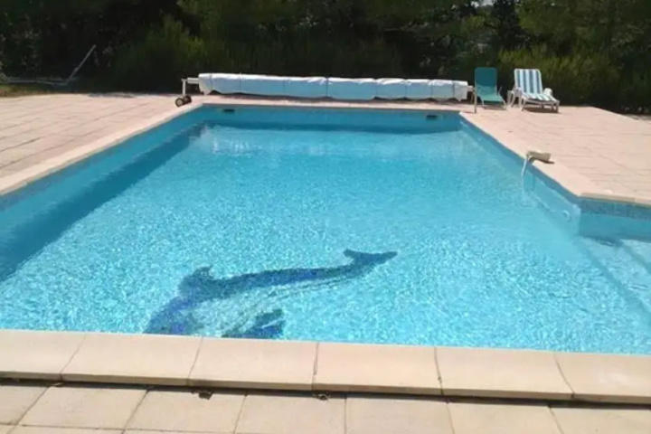 Pool 12 of 17