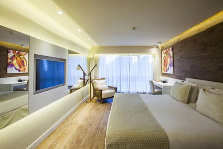 Room 38 of 90