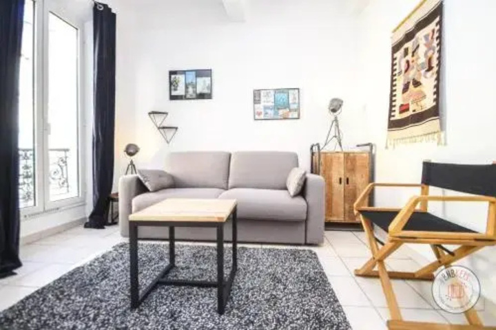 Room 4 of 13