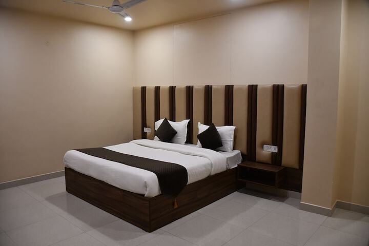 Room 6 of 46