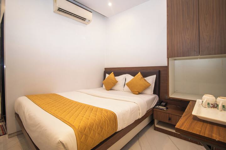 Room 15 of 23