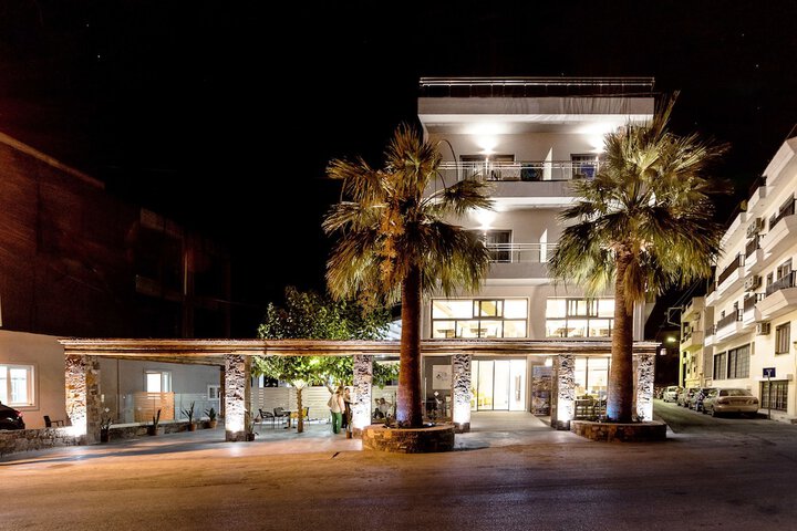 Hotel 92 of 93