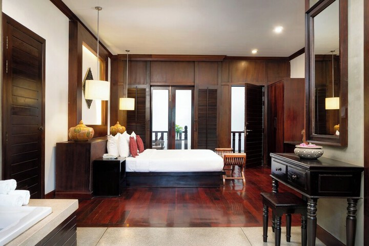 Room 14 of 122