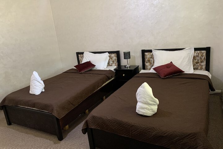 Room 12 of 22