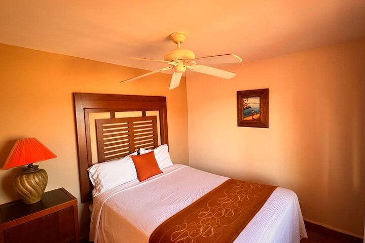 Room 12 of 112