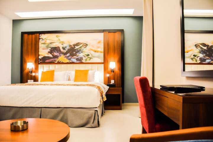 Room 4 of 22