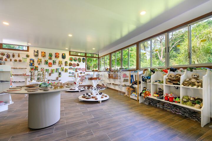 Gift shop