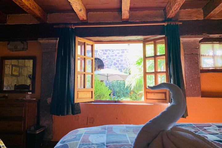 Room 26 of 65