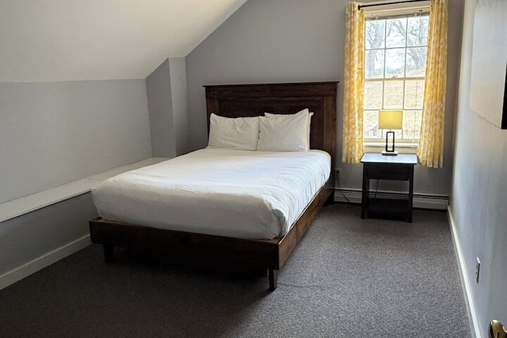 Room 67 of 331