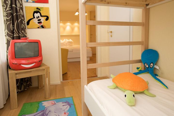 Room 26 of 88