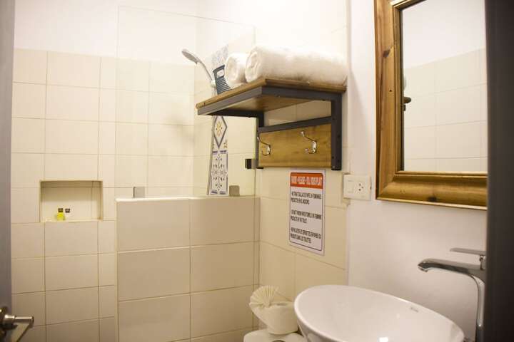 Room 52 of 72