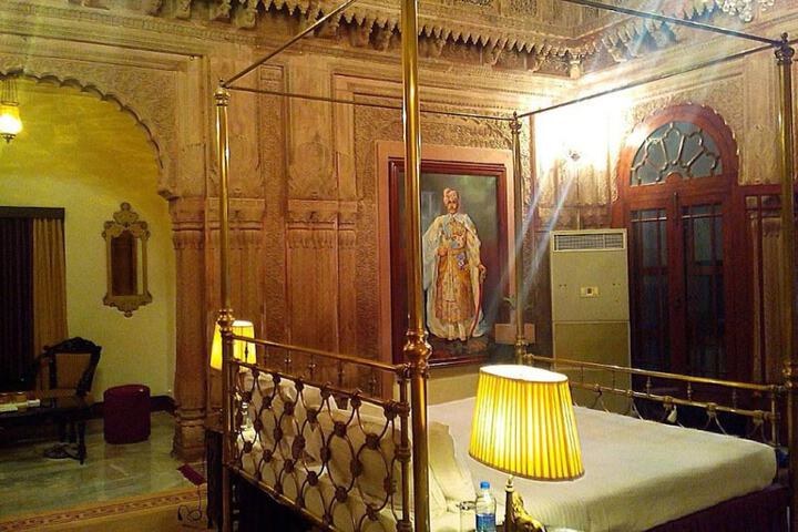 Room 3 of 50