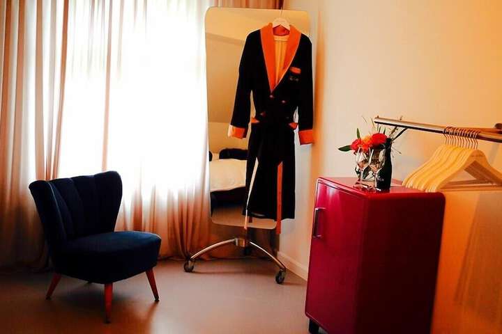 Room 35 of 79