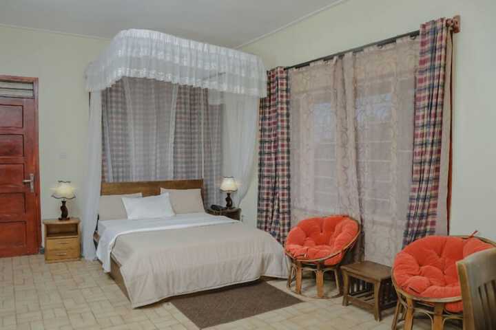 Room 14 of 50