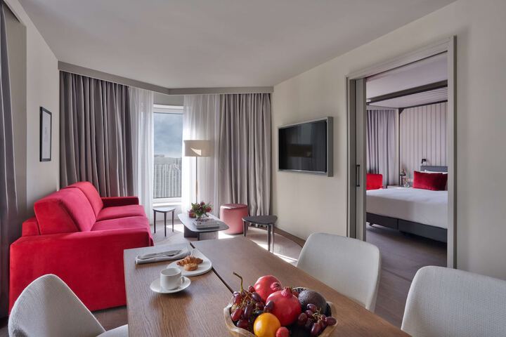 Room 22 of 80