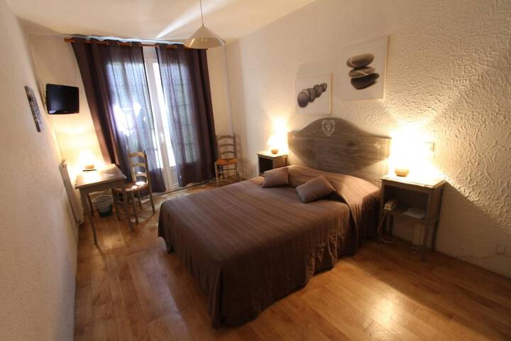 Room 7 of 57