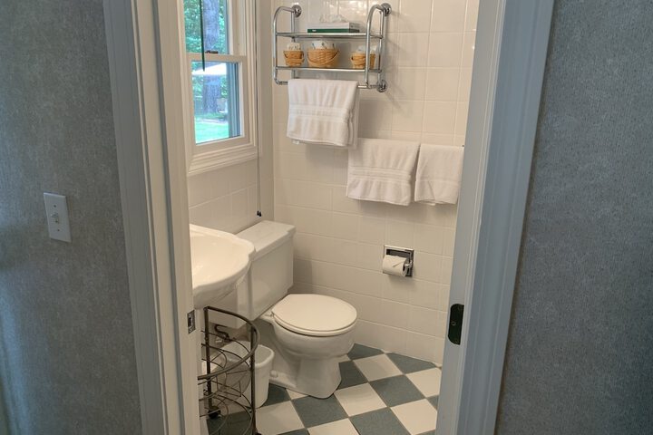 Room 137 of 167