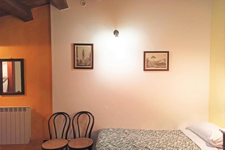 Room 14 of 50