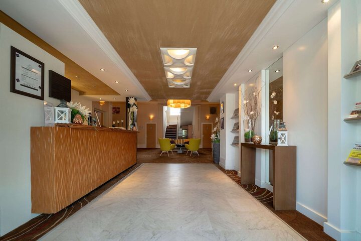 Hotel Lobby