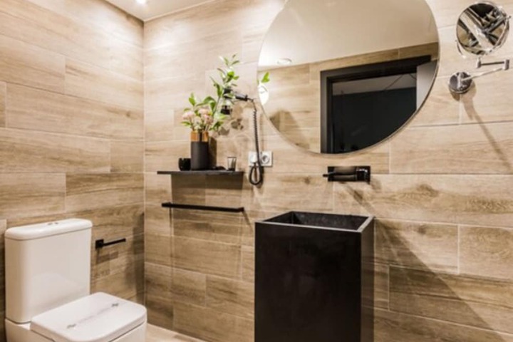 Bath Interior
