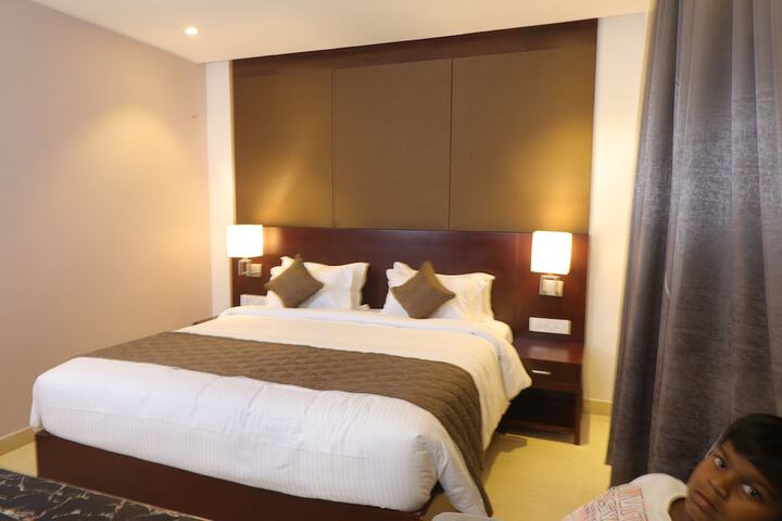 Room 6 of 23