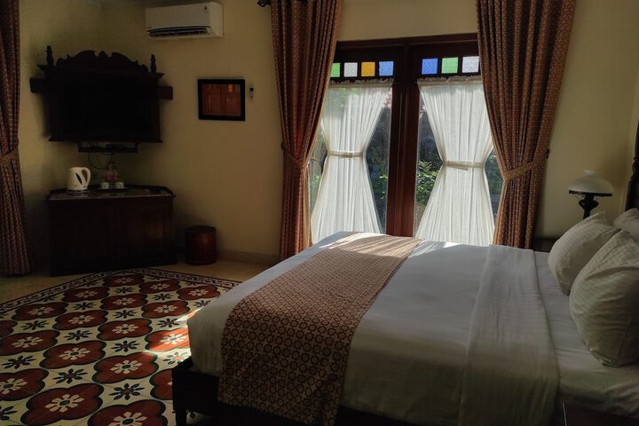 Room 13 of 57