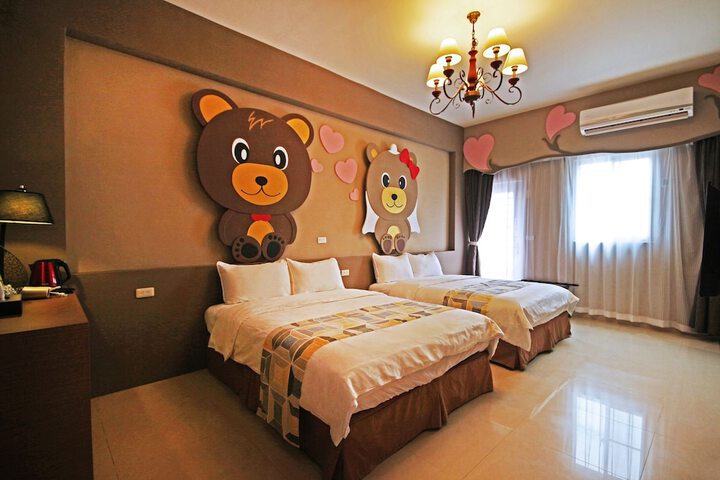 Room 4 of 57