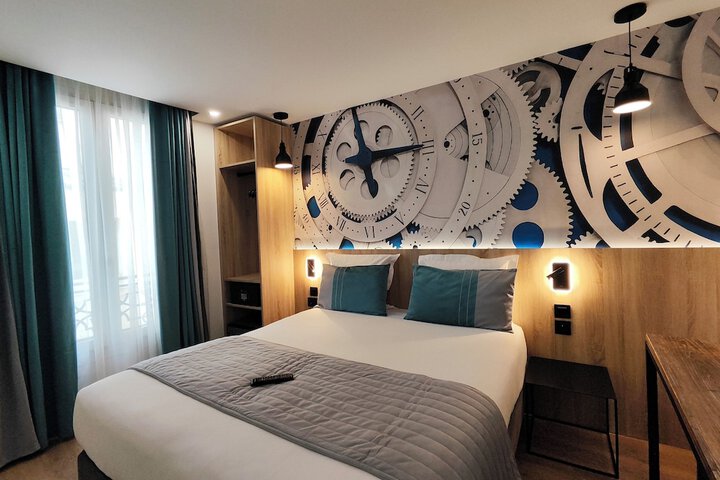 Room 28 of 57