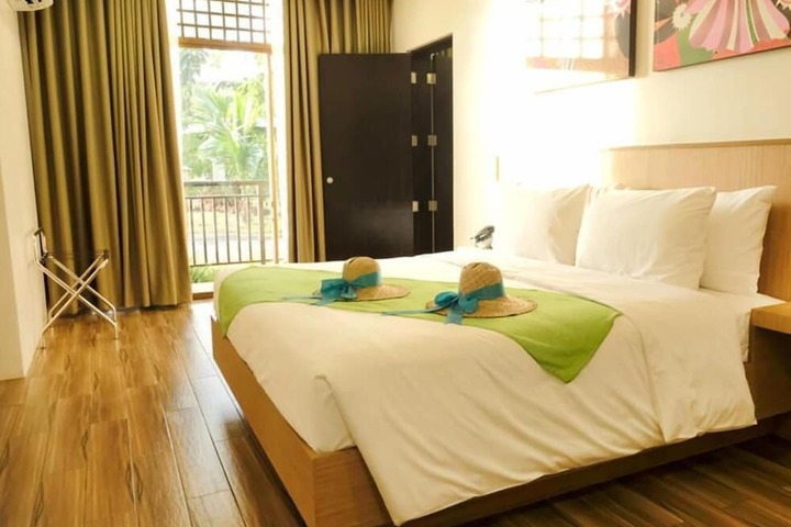Room 3 of 49
