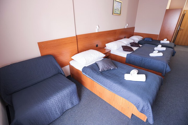 Room 19 of 94