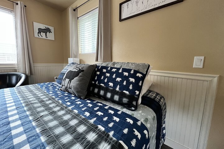 Room 9 of 32