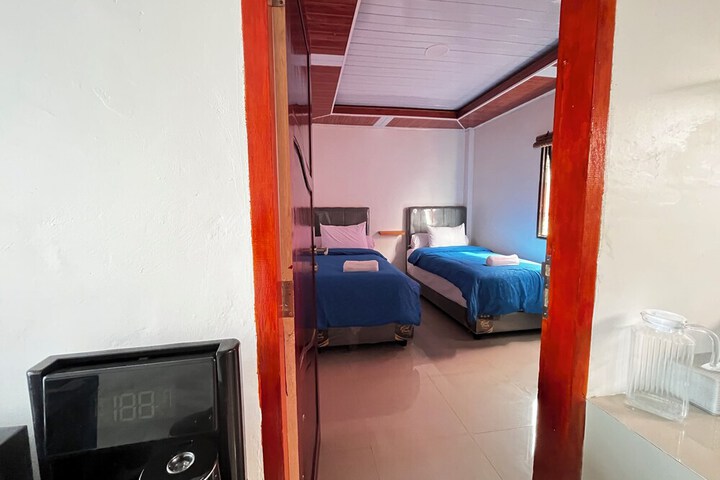 Room 17 of 53