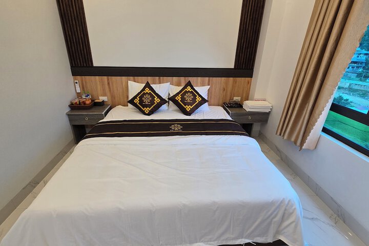 Room 25 of 62