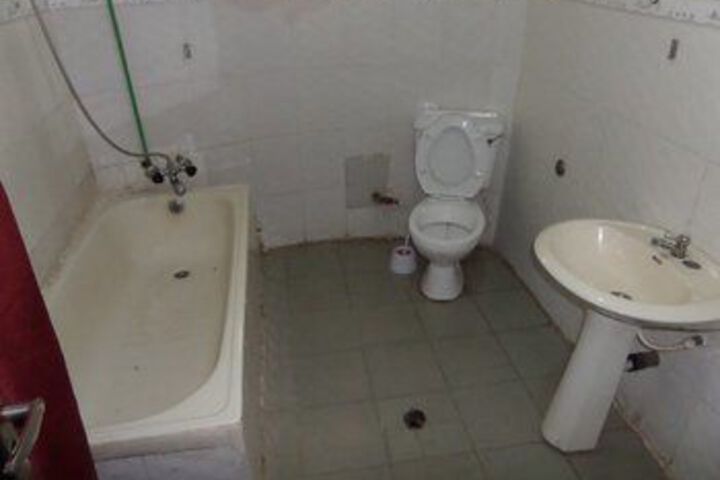 Room 2 of 20