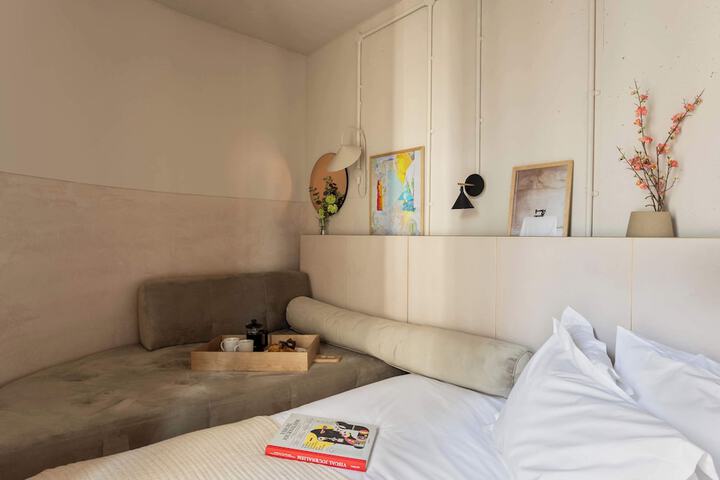 Room 21 of 57