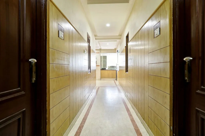 Room 14 of 21