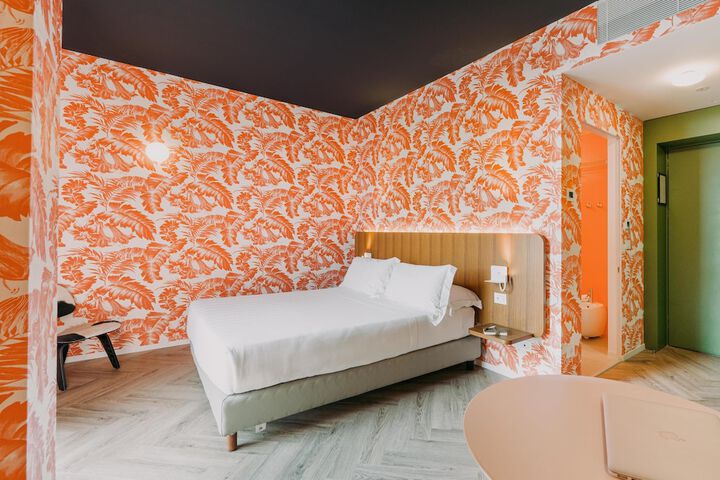 Room 35 of 130