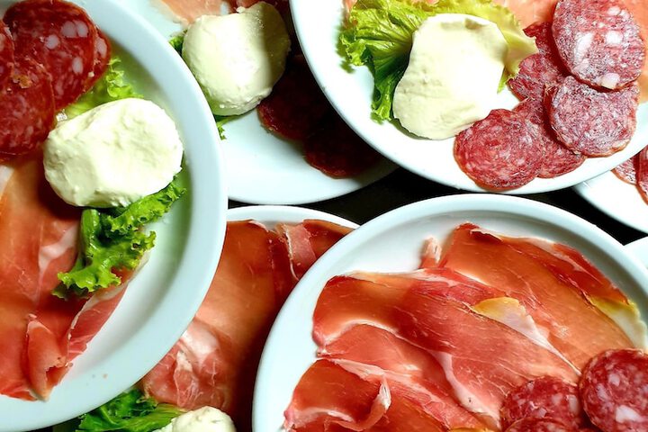Dining 63 of 161