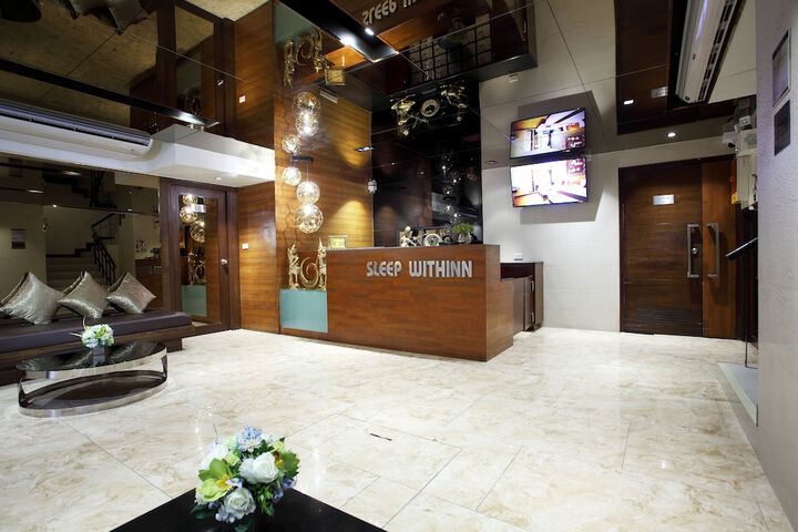 Hotel Lobby