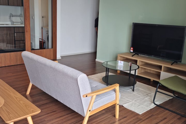 Room 10 of 30