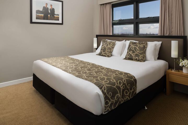 Room 7 of 44