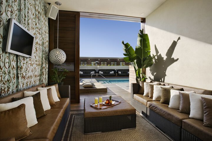 Rooftop pool