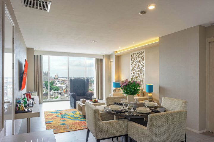 Private kitchenette