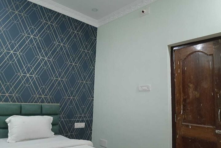 Room 29 of 43