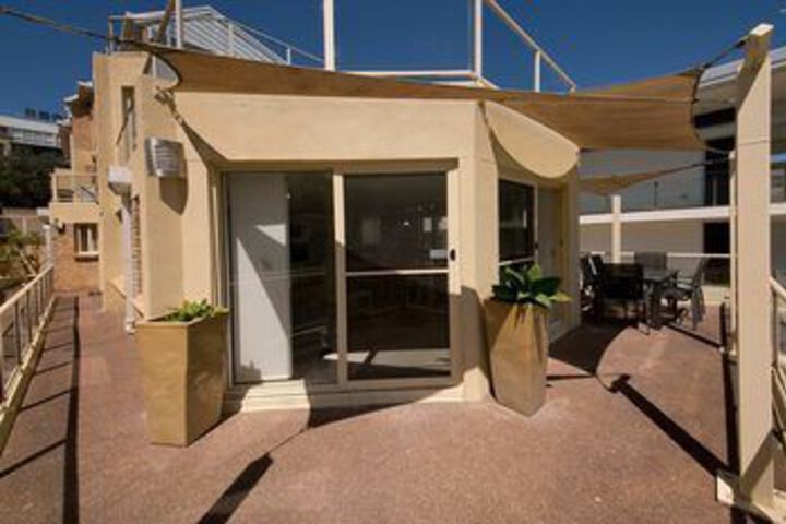 Terrace/Patio 4 of 21